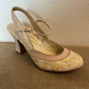 Women’s Size 9 Ruby Shoo Lucia Brocade Cream Mary Jane Heels Shoes. Super Cute
